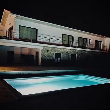 Quinta Do Cascalheiro Лейрия